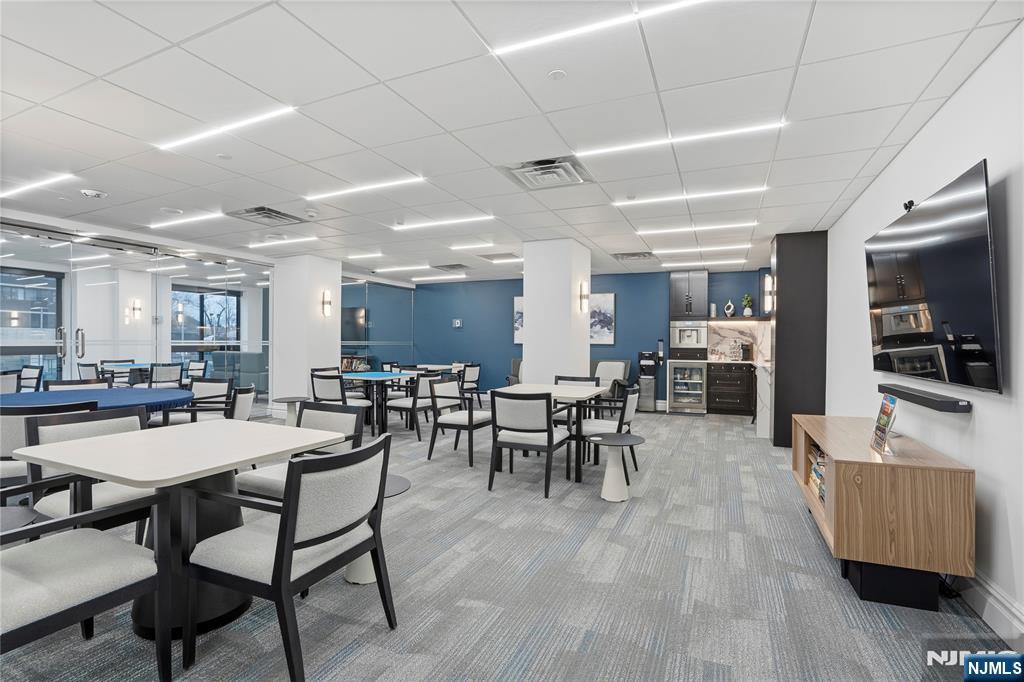 1512 Palisade Avenue 14R - Photo 2