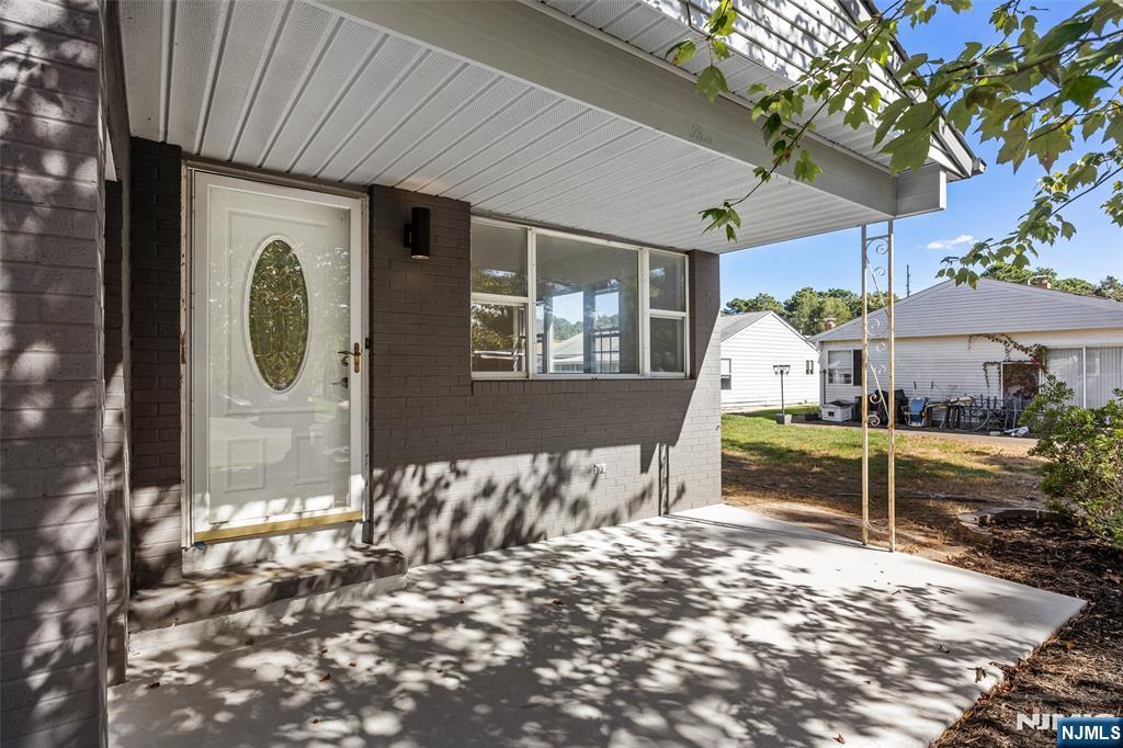 5 Saint Andrews Court - Photo 3