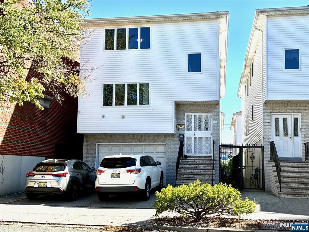 Rosa Agency Listings