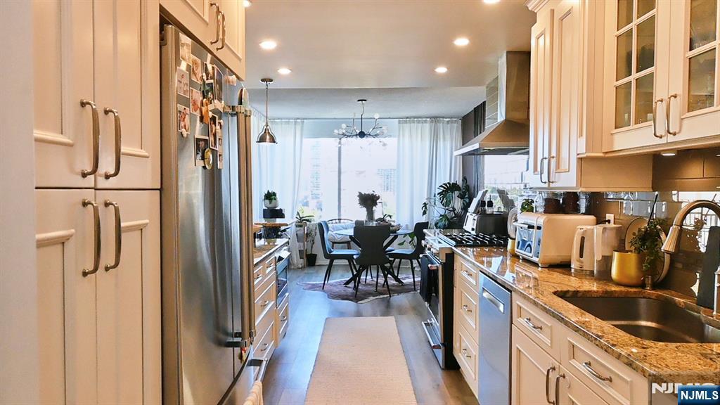 5 Horizon Road, #1208, Fort Lee, NJ 07024 Listing Photo  28