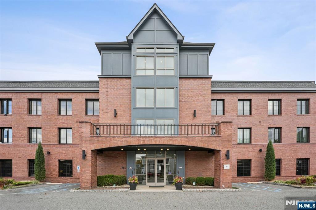 41 W Prospect Street - Photo 2