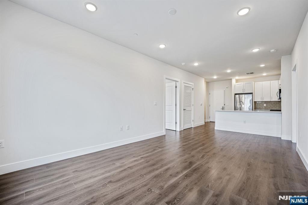 41 W Prospect Street - Photo 4