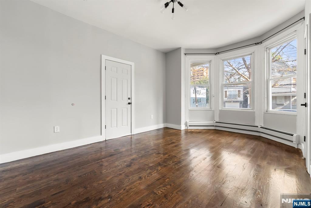 119 Littleton Avenue - Photo 3