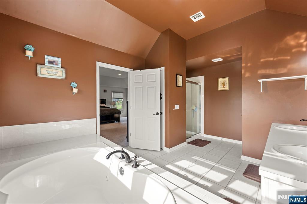 107 Hamilton Trail — photo 37