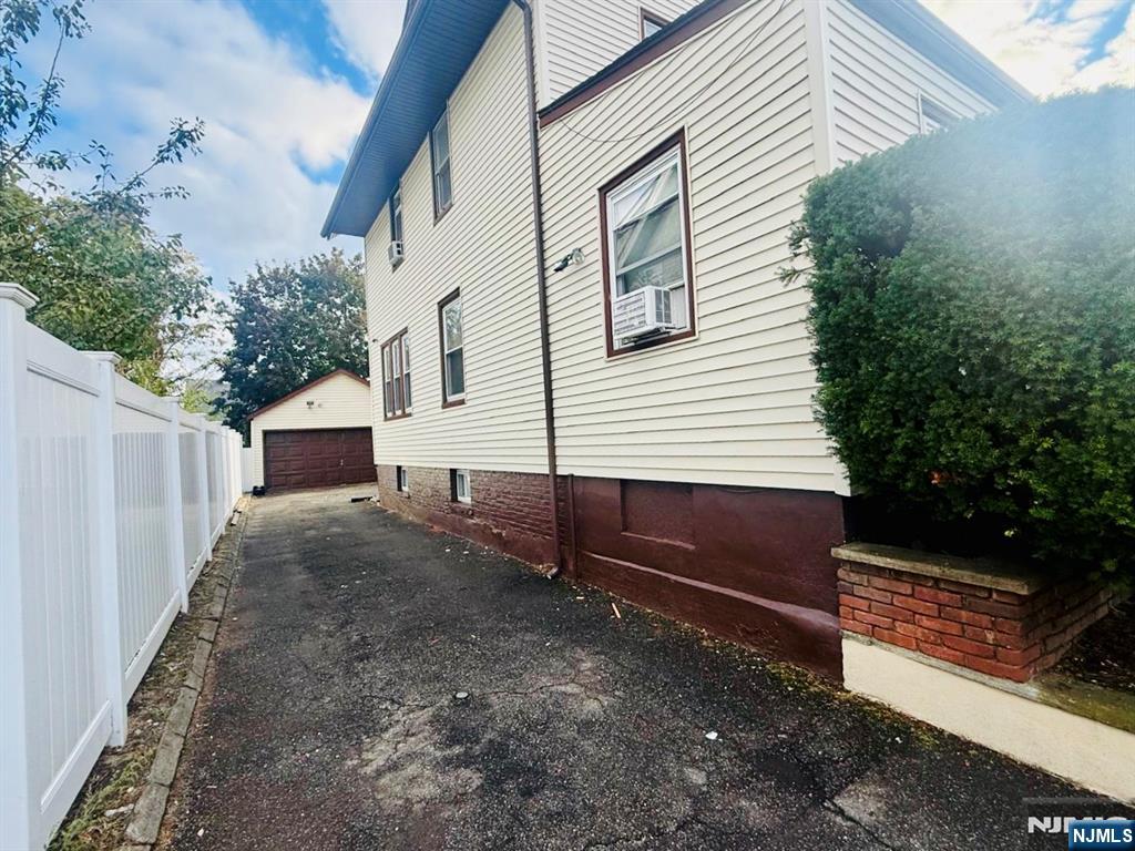 28 Arlington Avenue - Photo 2