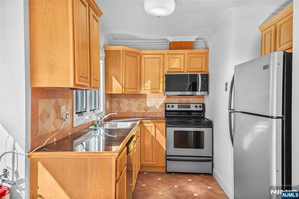 1317 15th Street 1317 - Photo 4