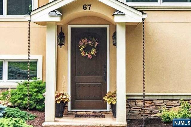 67 Hanover Road - Photo 2