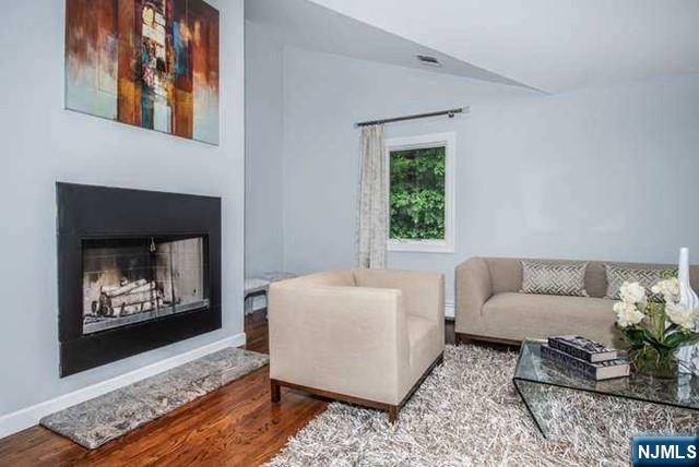 67 Hanover Road - Photo 4