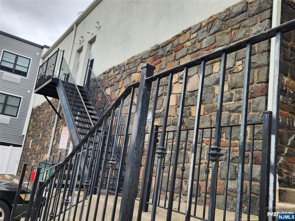 312-314 Bergen Boulevard — photo 19