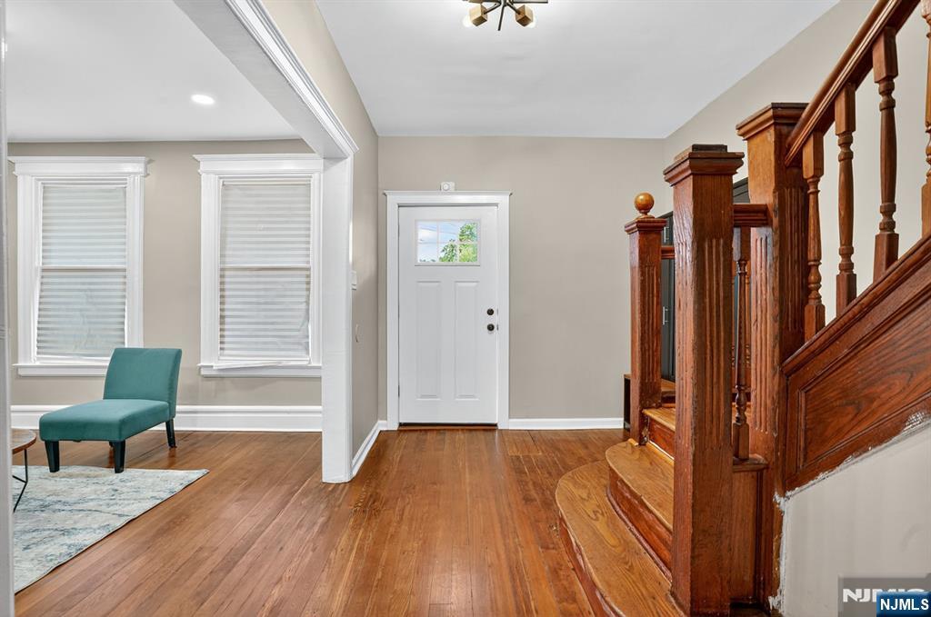 139 Myrtle Avenue - Photo 4