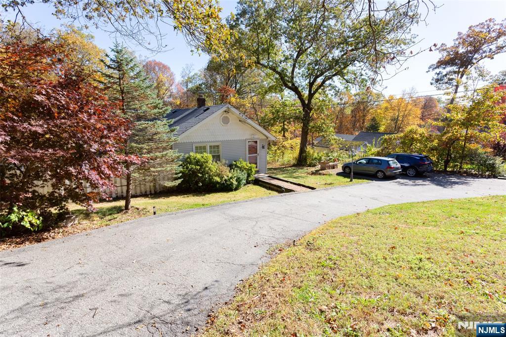 318 Germantown Road - Photo 2