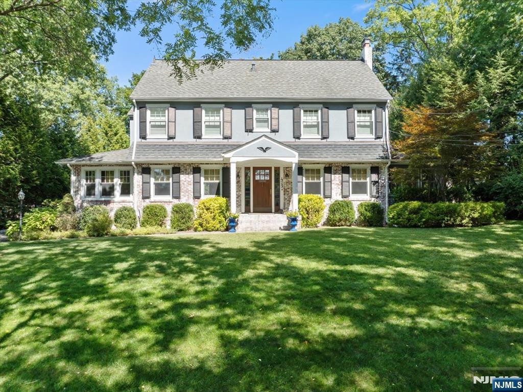 10 Deerfield Drive, Woodcliff Lake, NJ, 07677