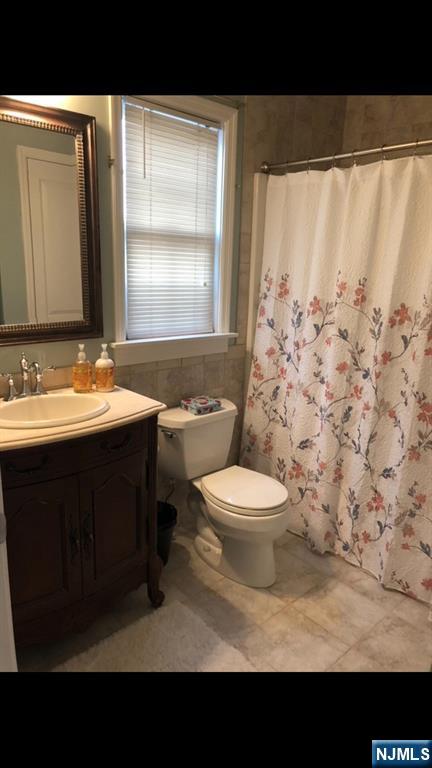 Homes for sale in Elmwood Park, NJ | 125 Orchard St, Elmwood Park, NJ 07407 | MLS# 25037782