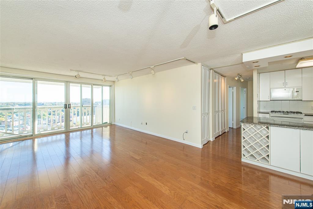 $225,000 Co-op