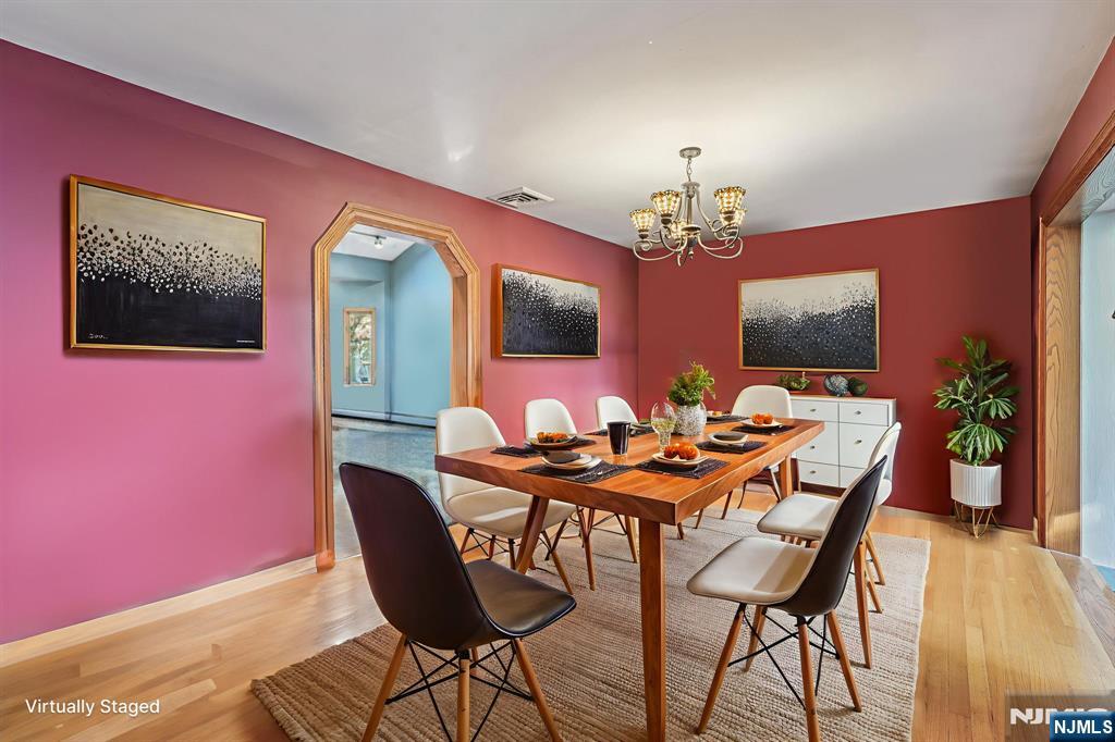 59 Old Stone Church Road, Upper Saddle River, NJ, 07458