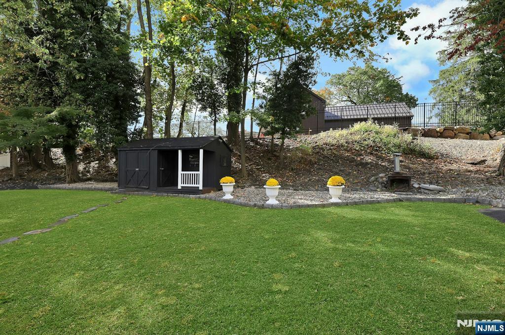 80 Prospect Avenue, Woodcliff Lake, NJ, 07677