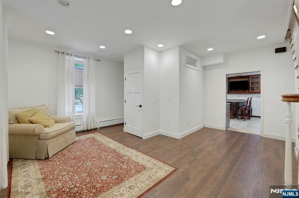 80 Prospect Avenue, Woodcliff Lake, NJ, 07677