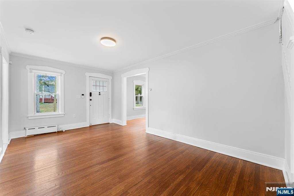 177 Pierrepont Avenue, Rutherford, NJ, 07070