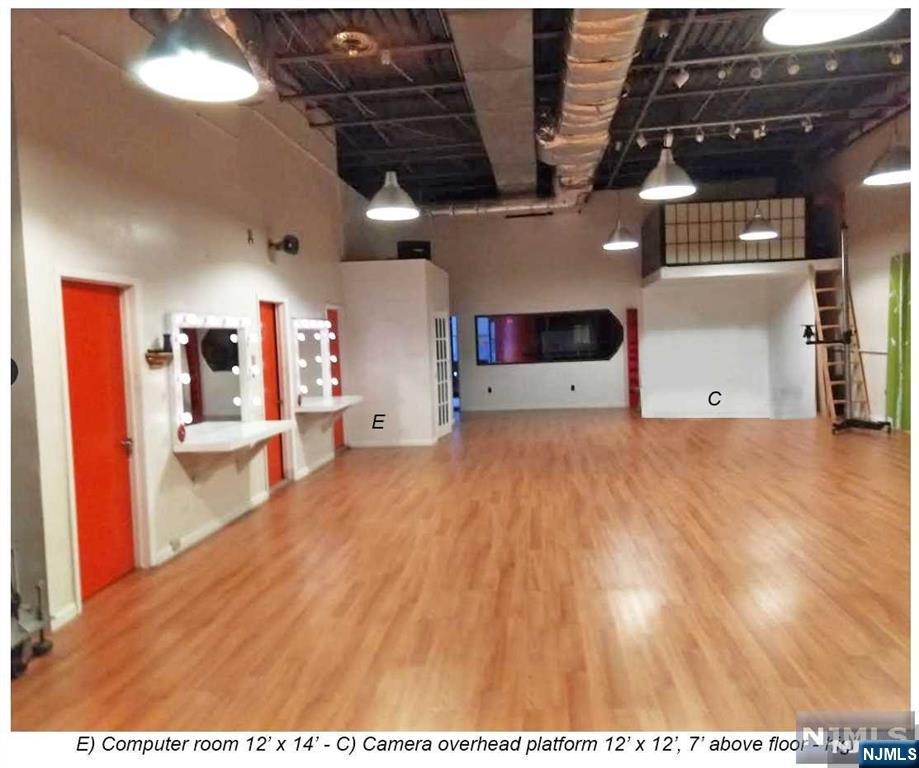 610 Broad Avenue — photo 14