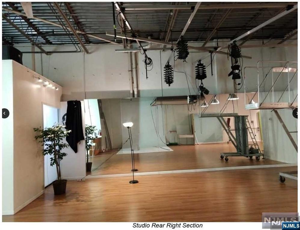 610 Broad Avenue — photo 19