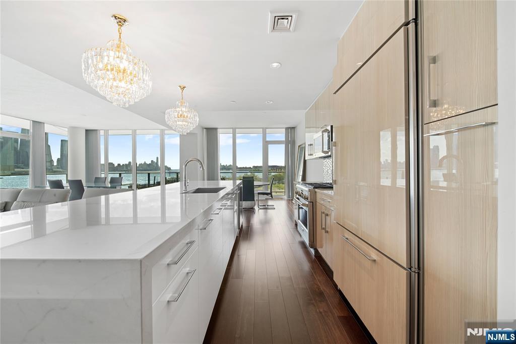 1200 Avenue At Port Imperial 508 - Photo 5