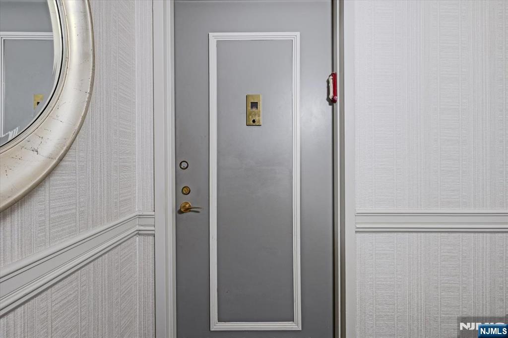 1600 Parker 17H - Photo 4