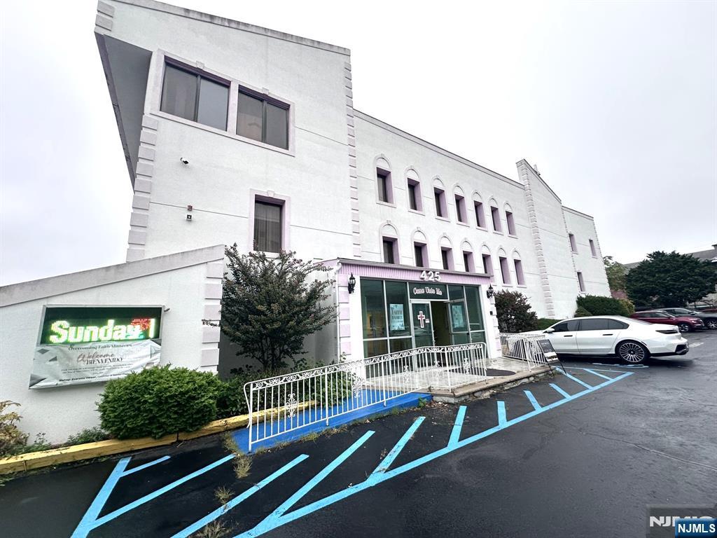 215 Main Street, Fort Lee, NJ, 07024