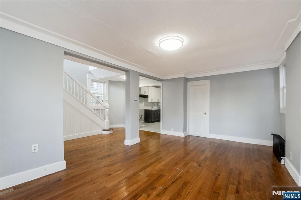 65 Grove Street - Photo 2