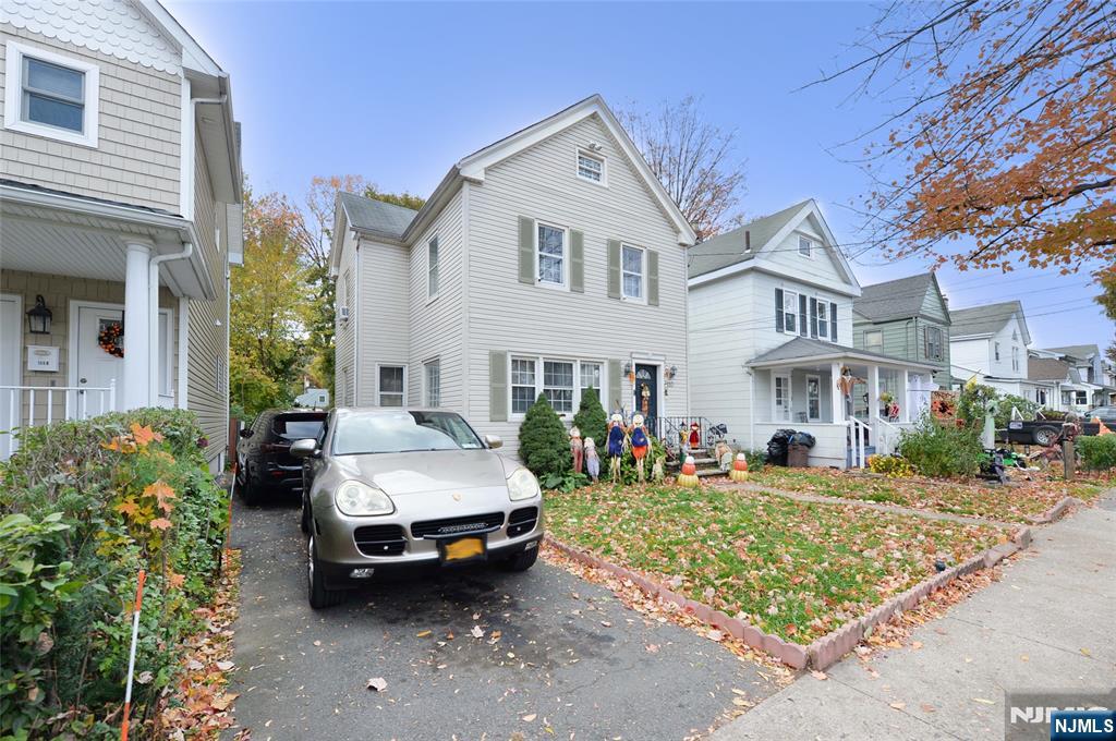 110 3rd Avenue - Photo 2