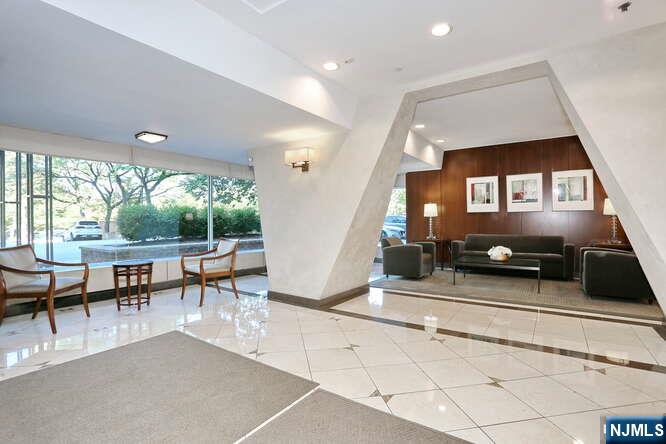 2 Horizon Road 404 - Photo 4