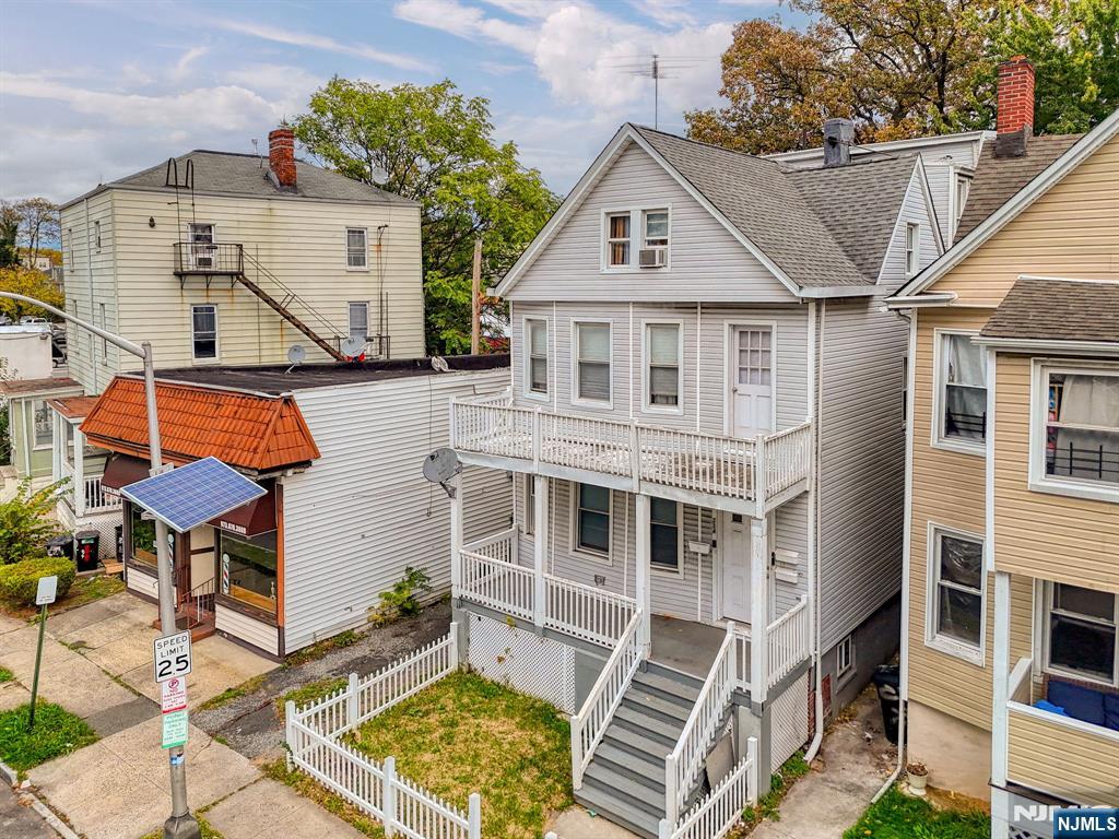 234 Halsted Street - Photo 2