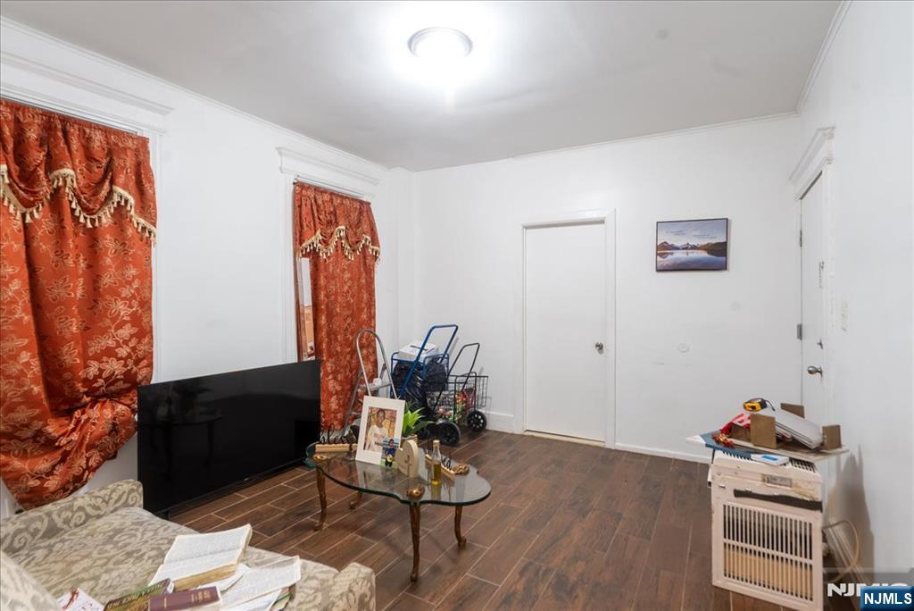 552 Norwood Street - Photo 2