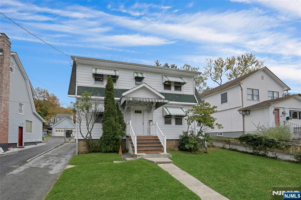 Homes for sale in West Orange, NJ | 388 Saint Cloud Ave, West Orange, NJ 07052 | MLS# 25038674