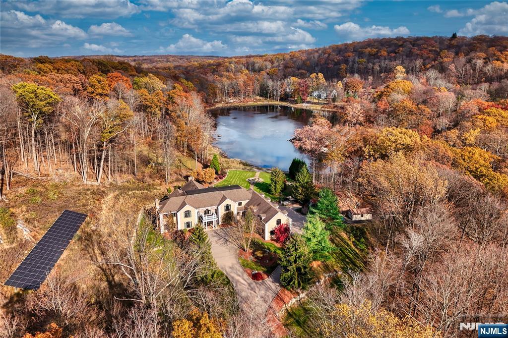 Homes for sale in Sparta, NJ | 305 Green Rd, Sparta, NJ 07871 | MLS# 25038682