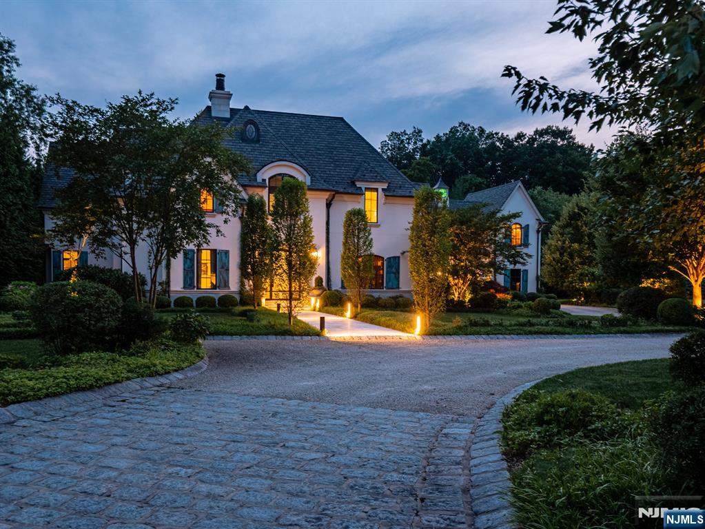 7 &amp; 11 Stokes Farm Road - Photo 2