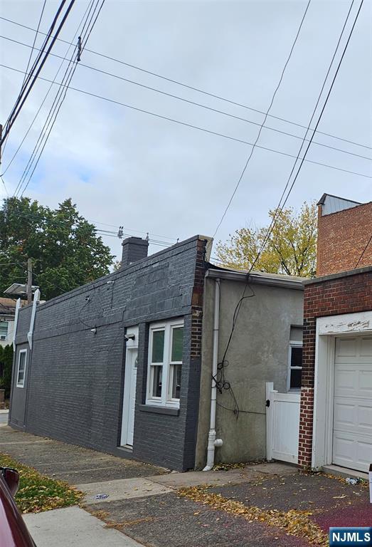 196 Fort Lee Road, Teaneck NJ — listing photo