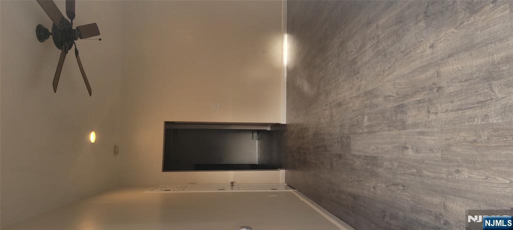 196 Fort Lee Road — photo 13
