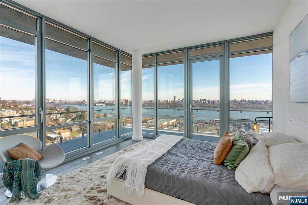 320 Adolphus Avenue 916 - Photo 2