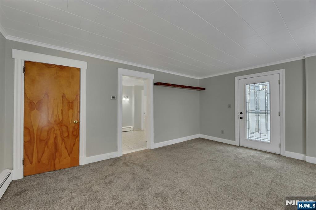 609 Chase Avenue - Photo 4