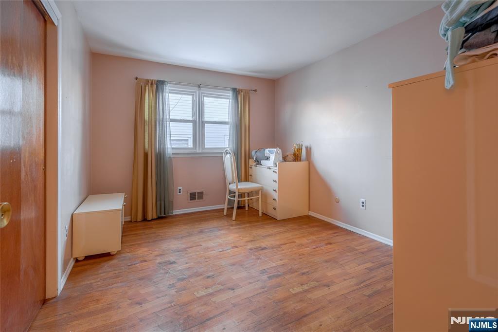 17A Garden Drive, Elmwood Park, NJ, 07407