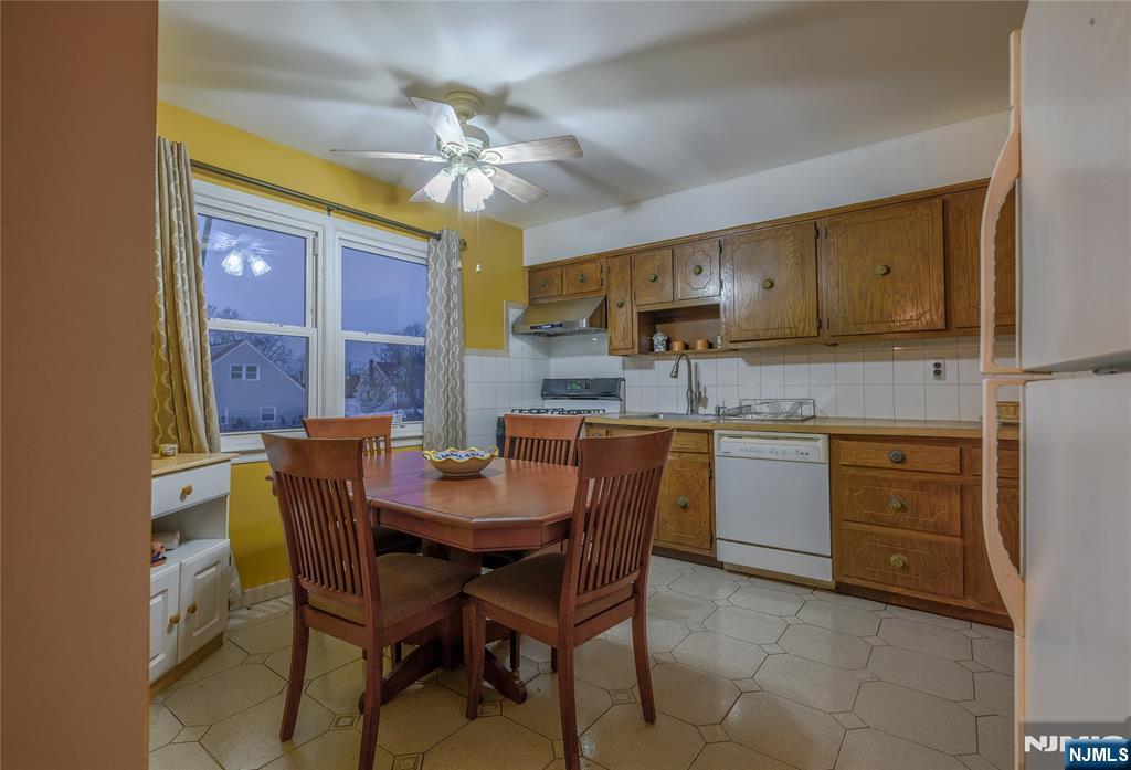 17A Garden Drive, Elmwood Park, NJ, 07407