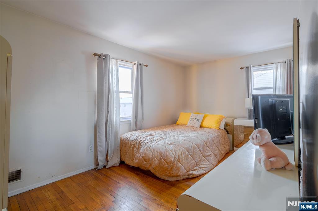 17A Garden Drive, Elmwood Park, NJ, 07407