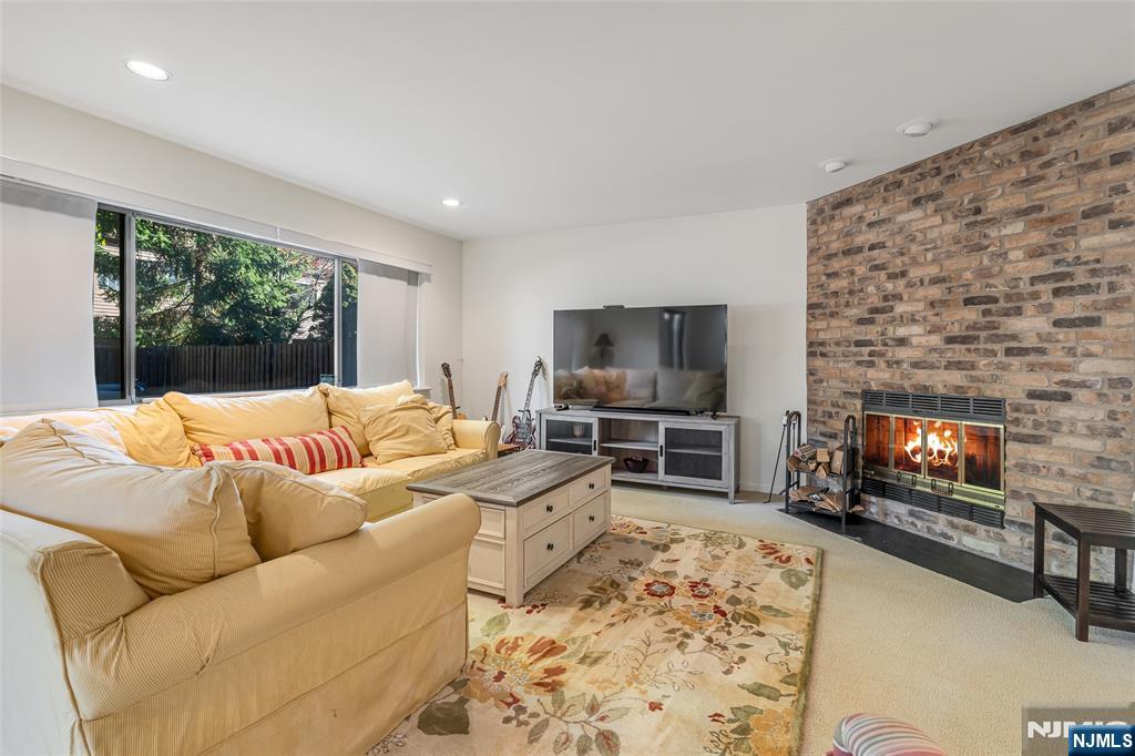 Townhouse at 191 Yorktowne Ct #191B, Township Of Washington, NJ 07676 | MLS# 25039249 |  | Sold on 2026-01-05