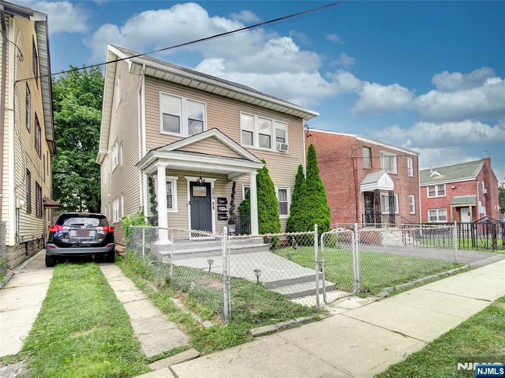 289 Center Street, Orange, NJ, 07050