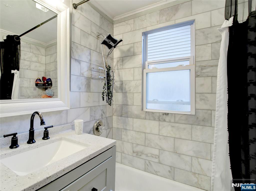 289 Center Street, Orange, NJ, 07050