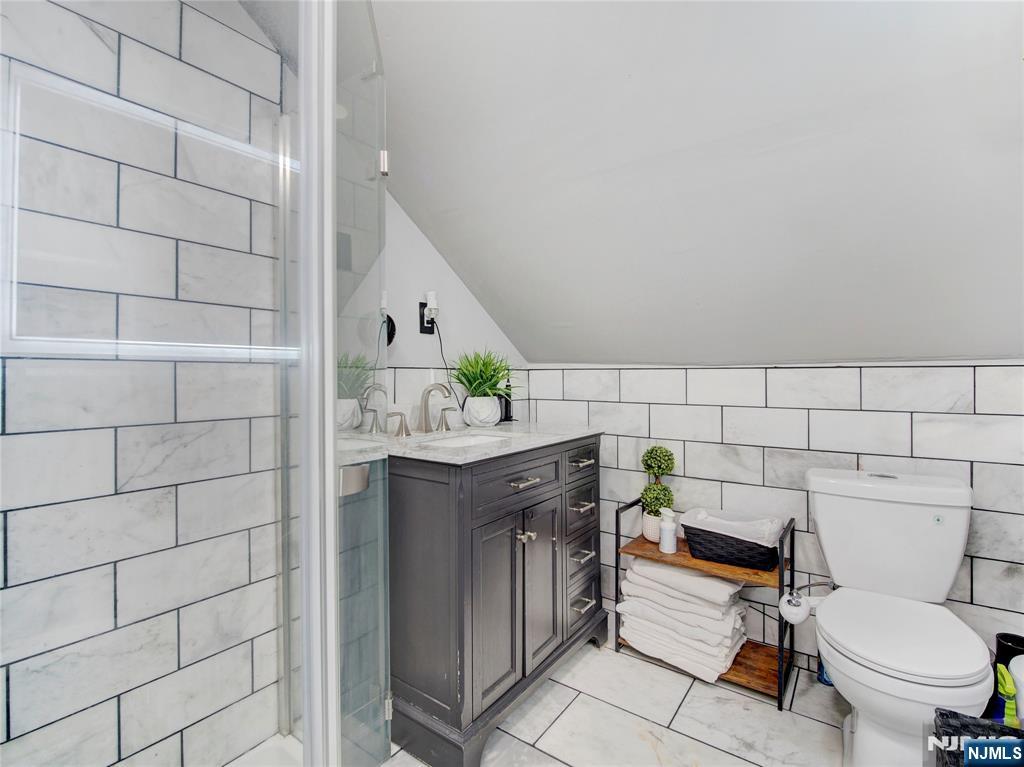 289 Center Street, Orange, NJ, 07050