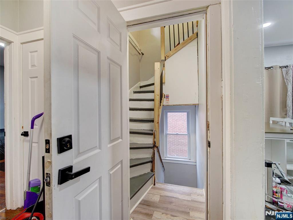 289 Center Street, Orange, NJ, 07050