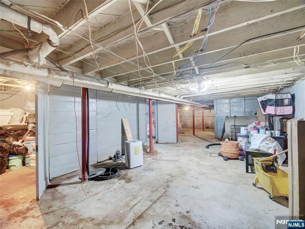 289 Center Street, Orange, NJ, 07050