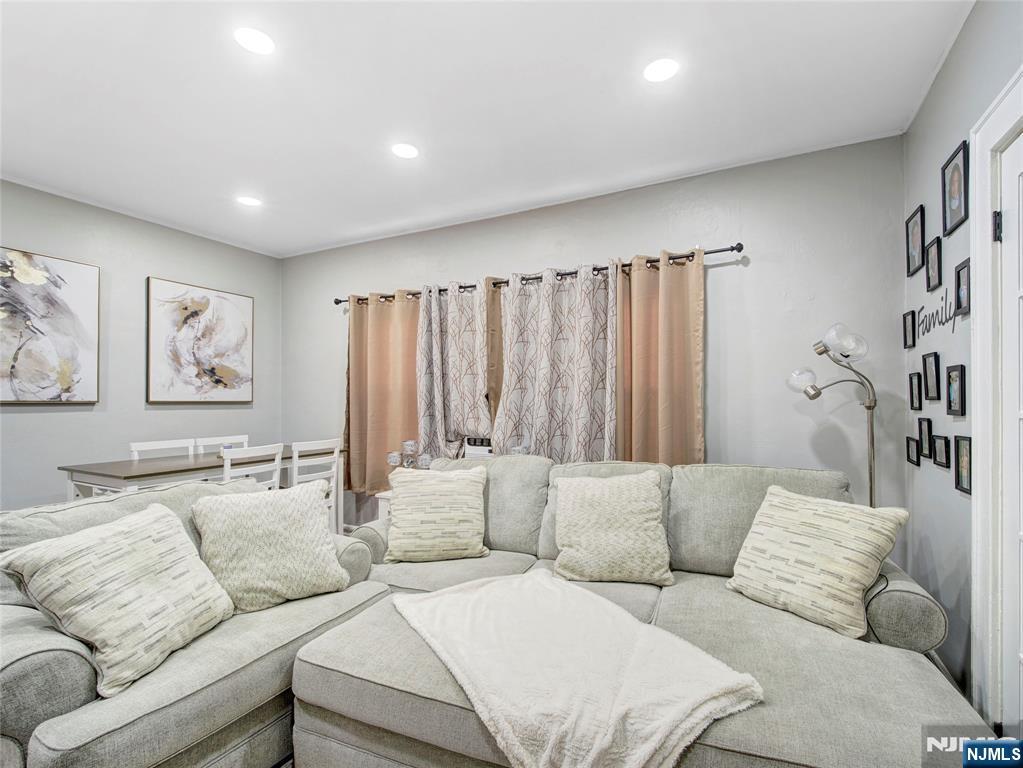 289 Center Street, Orange, NJ, 07050