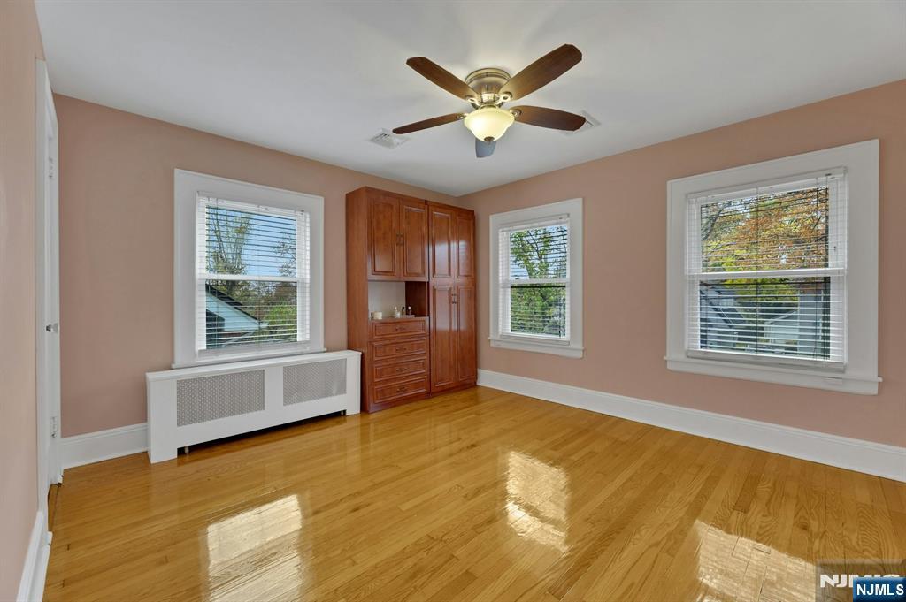 Spacious 2nd Floor Bedrooms!